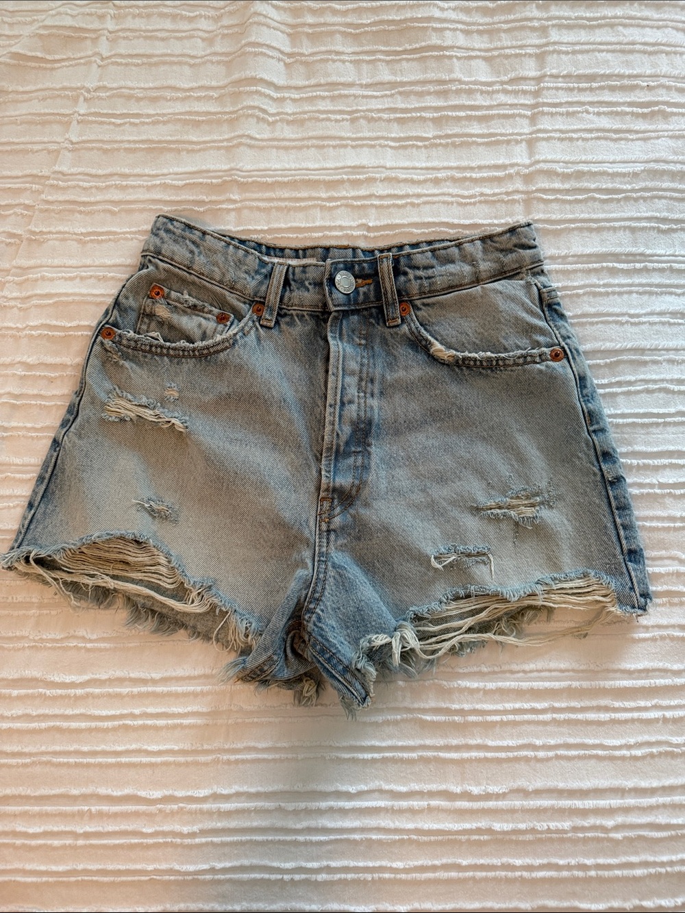 Zara denim shorts sz 4